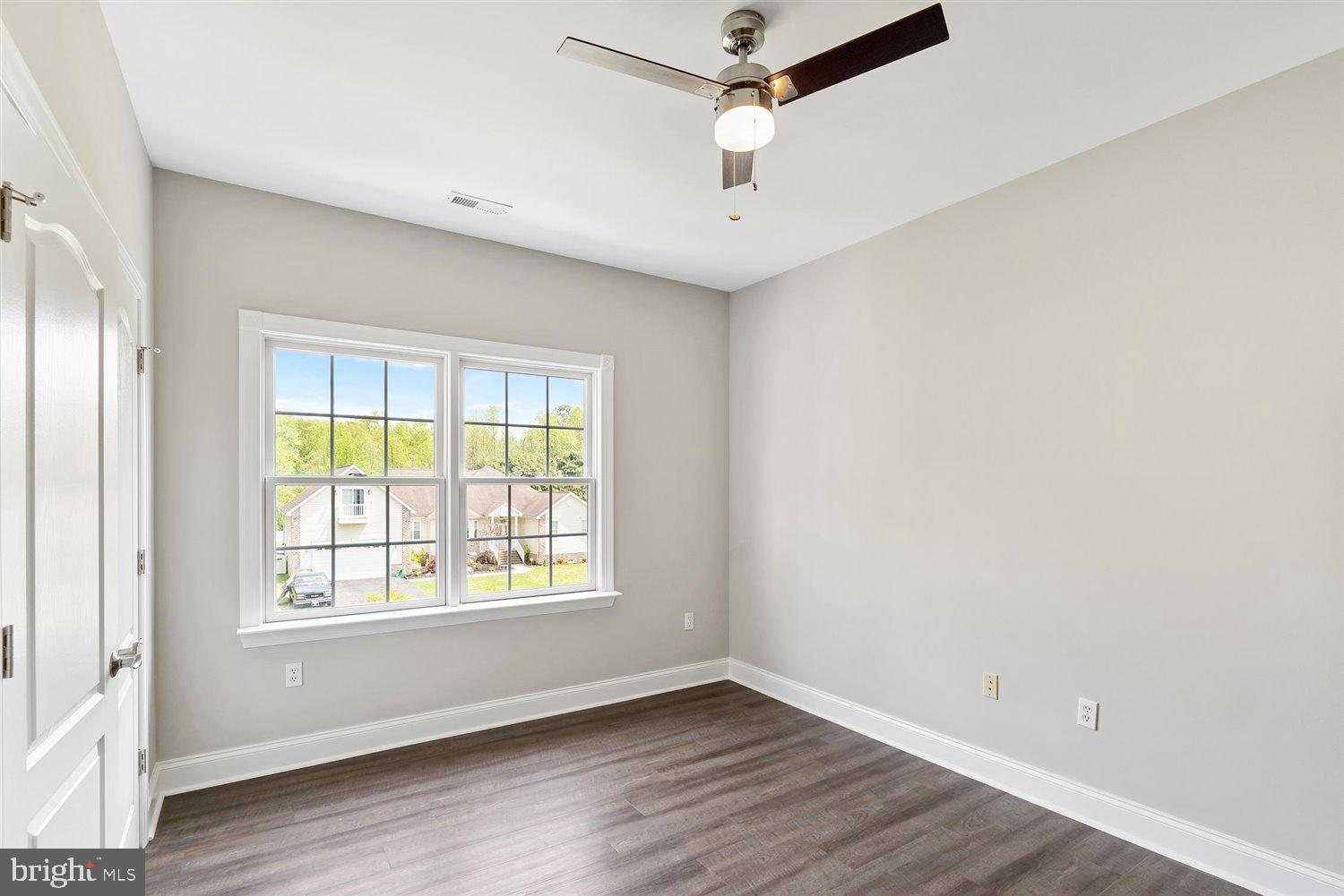 LONG BEACH ESTATES - Residential