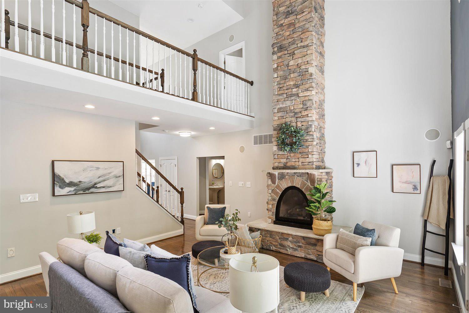 LONG BEACH ESTATES - Residential