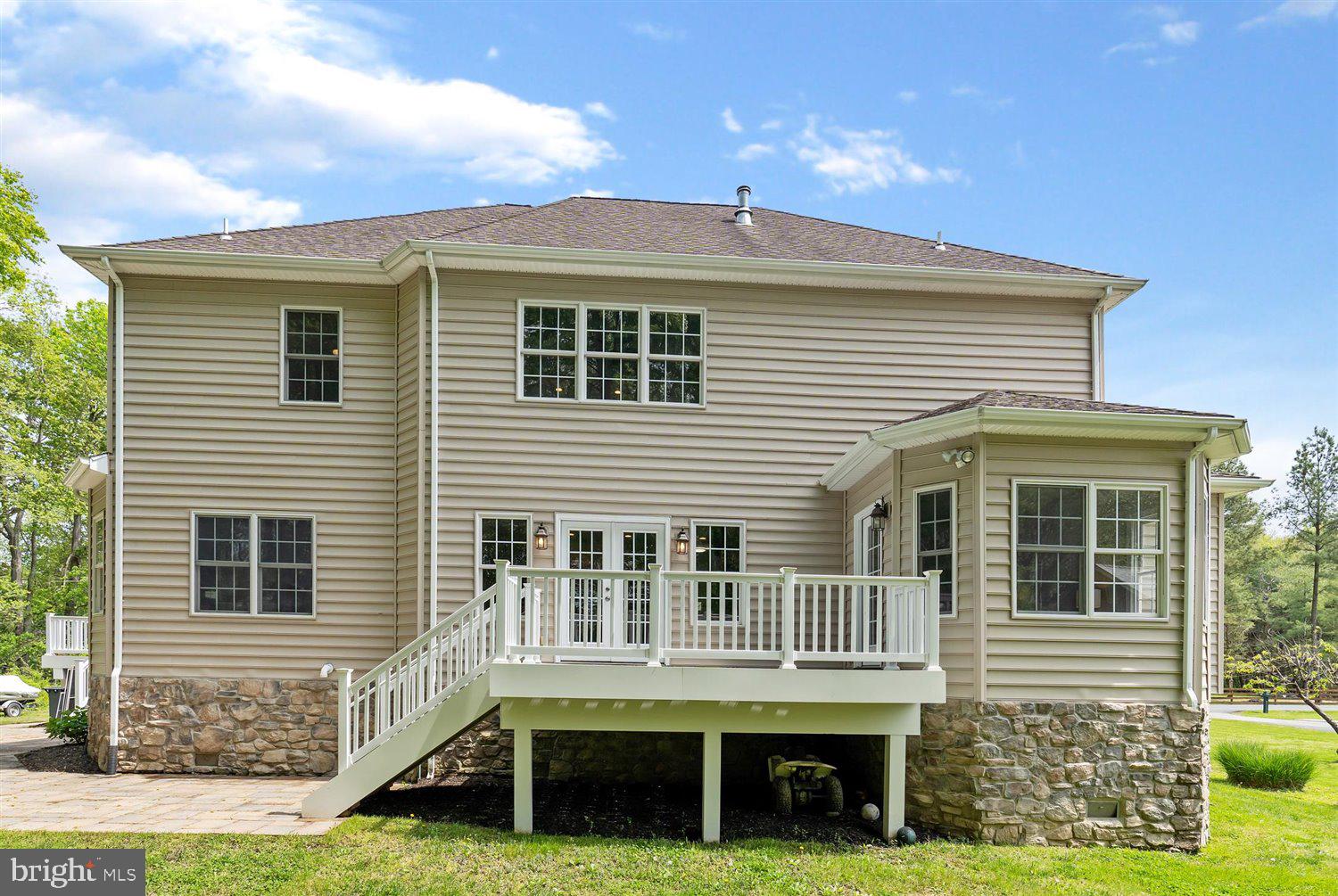 LONG BEACH ESTATES - Residential