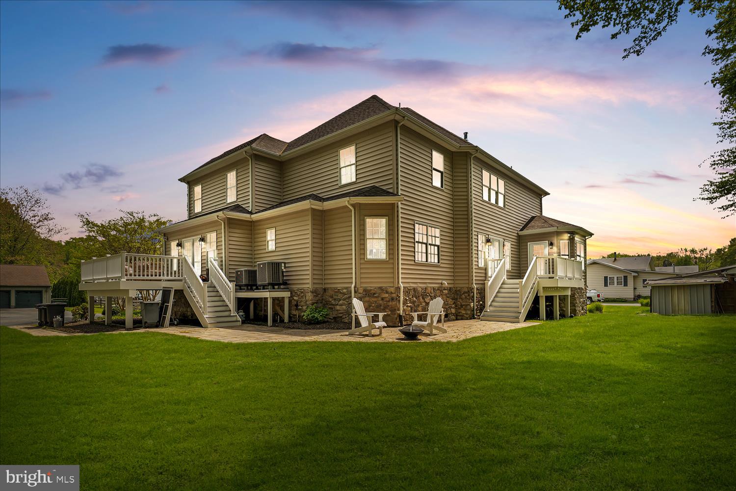 LONG BEACH ESTATES - Residential