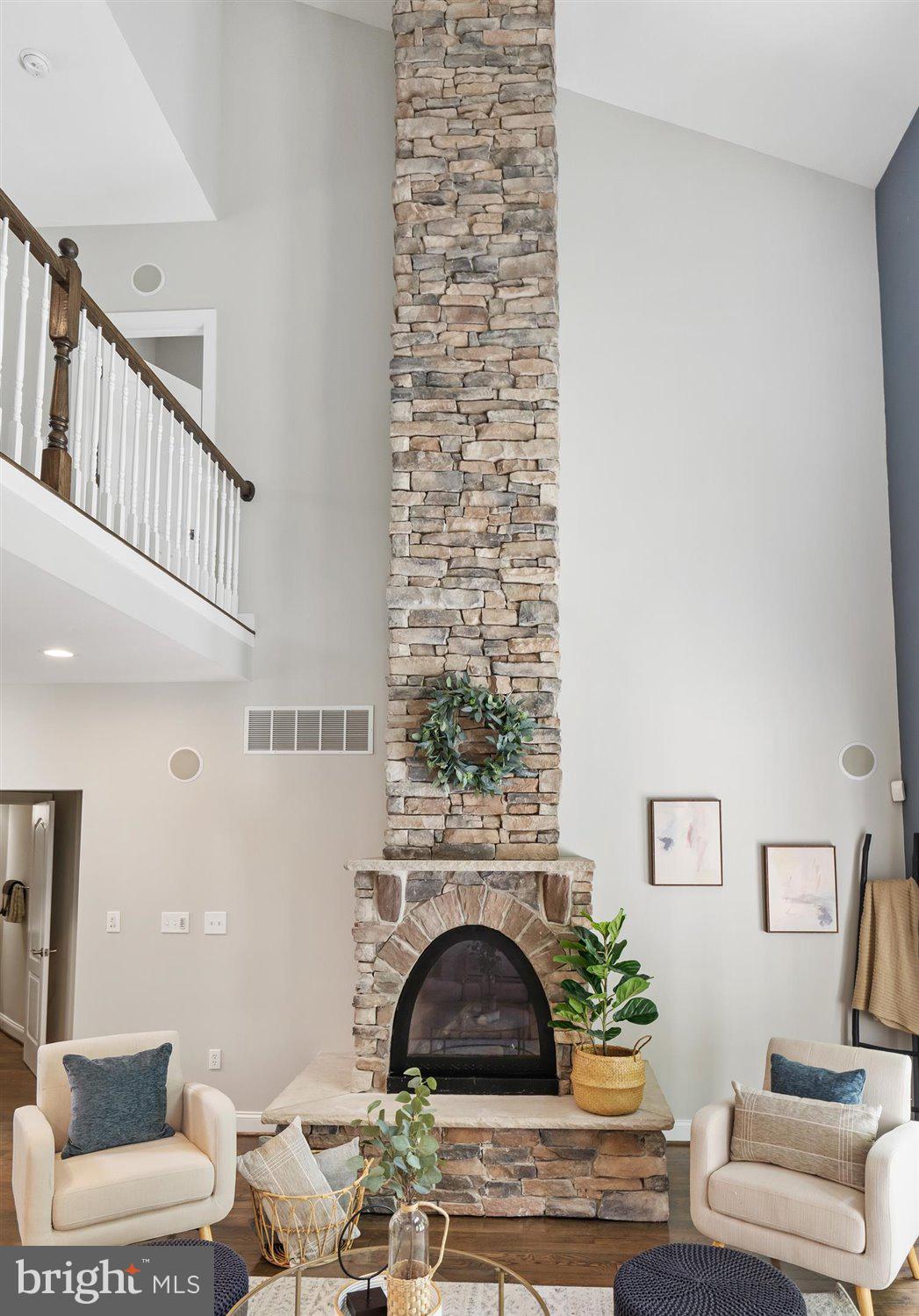 LONG BEACH ESTATES - Residential