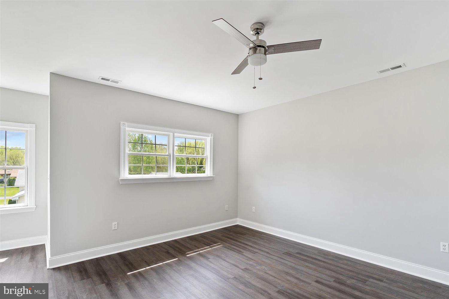 LONG BEACH ESTATES - Residential