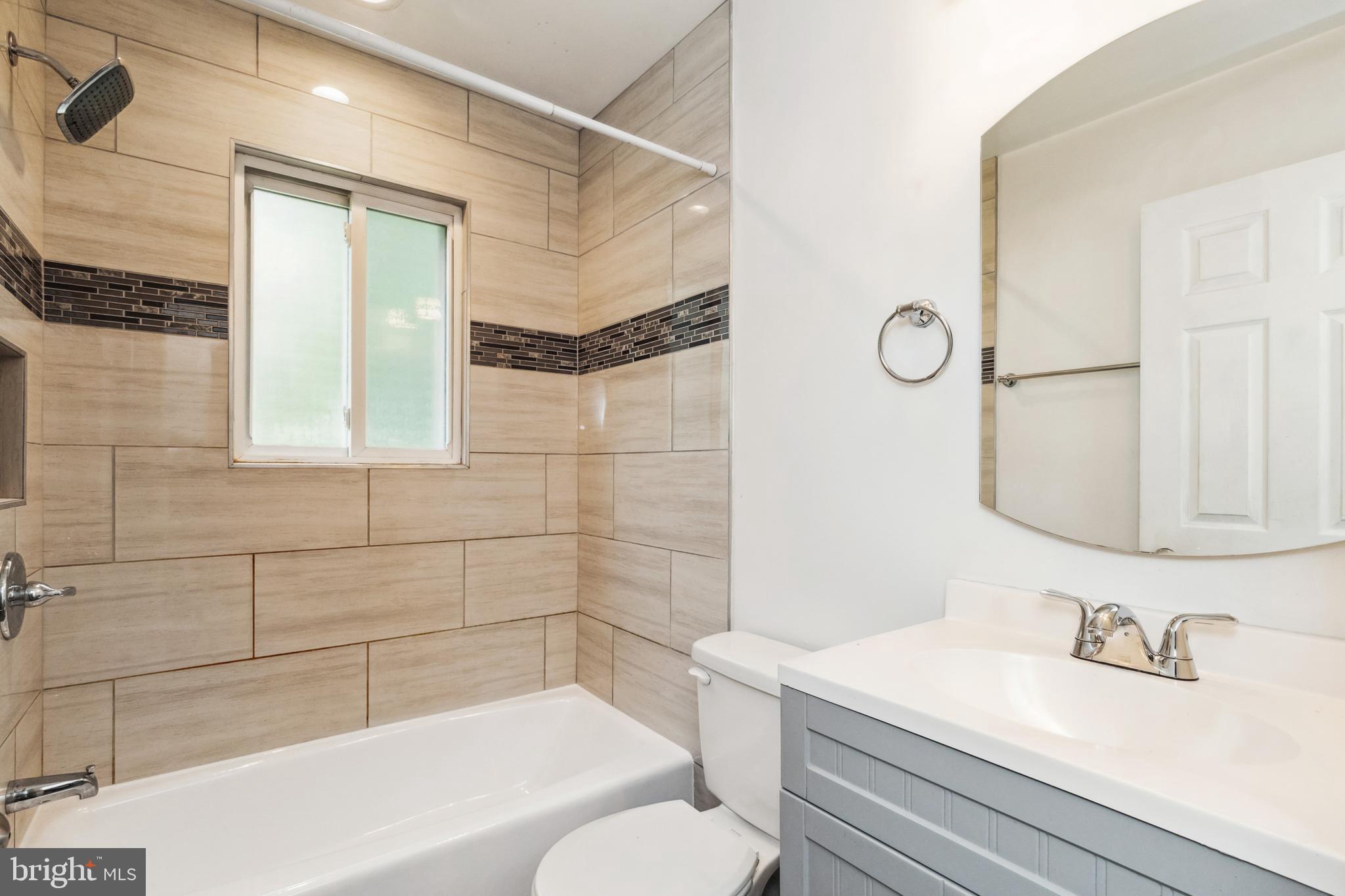 HARTFORD HILLS - Residential