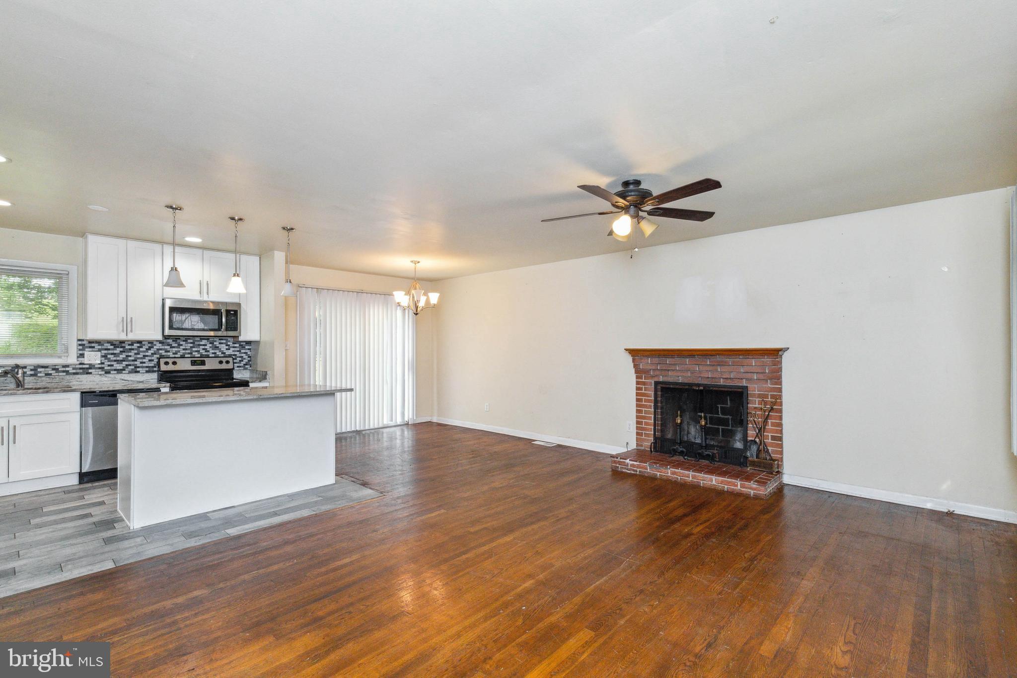 HARTFORD HILLS - Residential