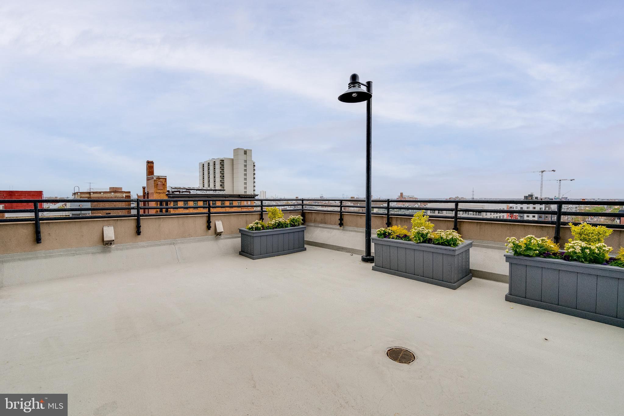 AVENUE OF THE ARTS - Residential