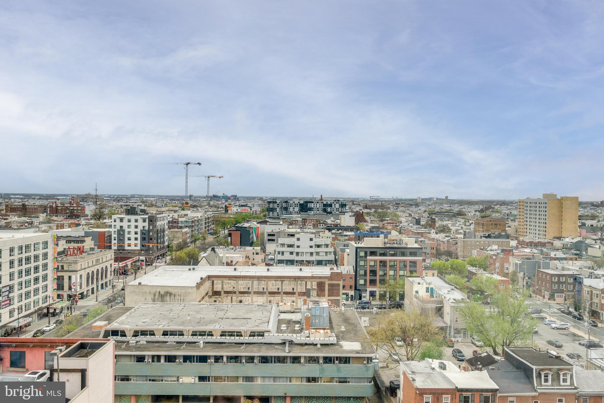 AVENUE OF THE ARTS - Residential