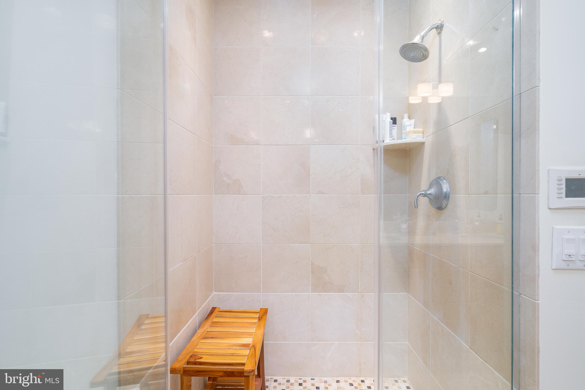 AVENUE OF THE ARTS - Residential