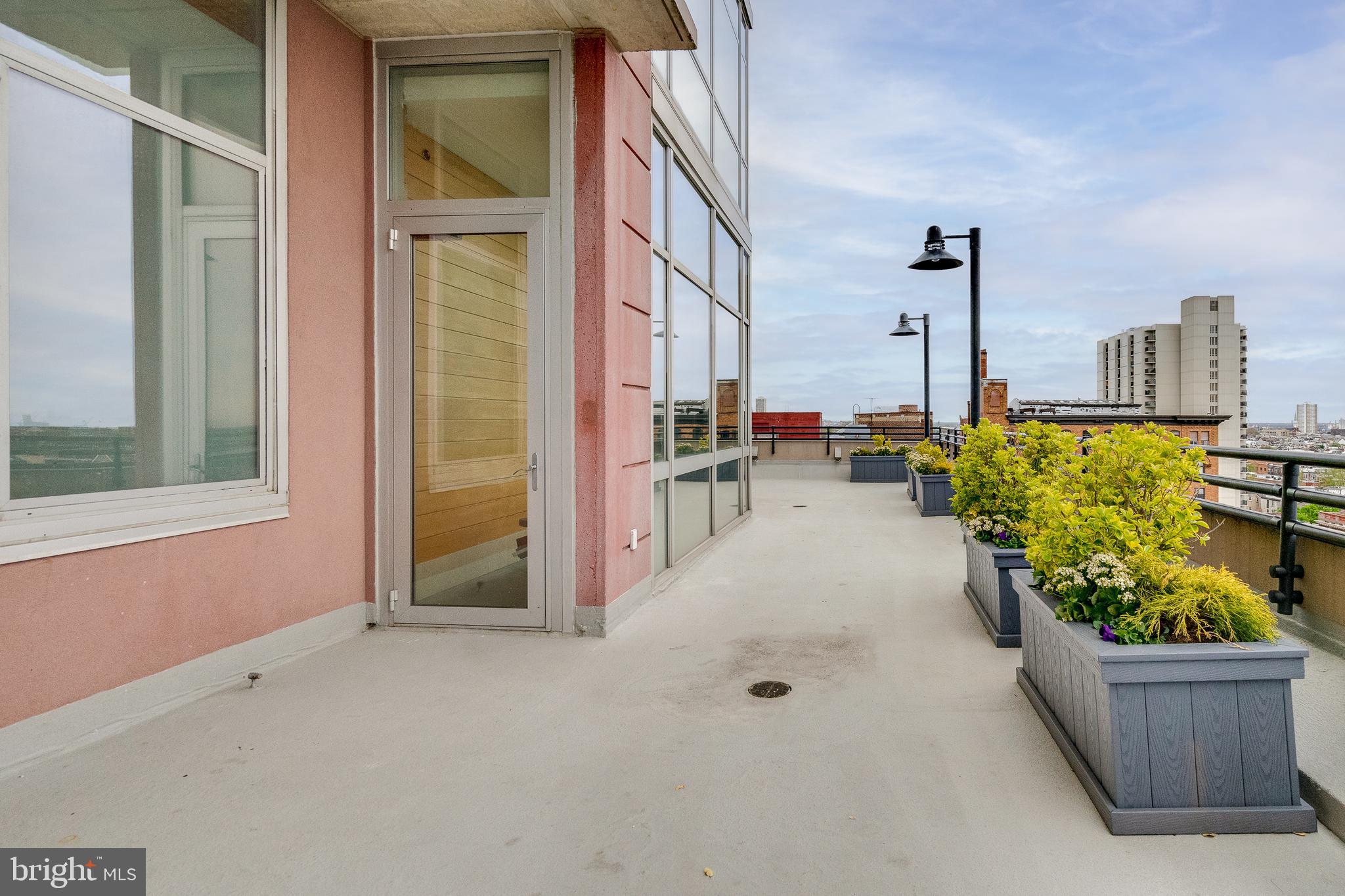 AVENUE OF THE ARTS - Residential