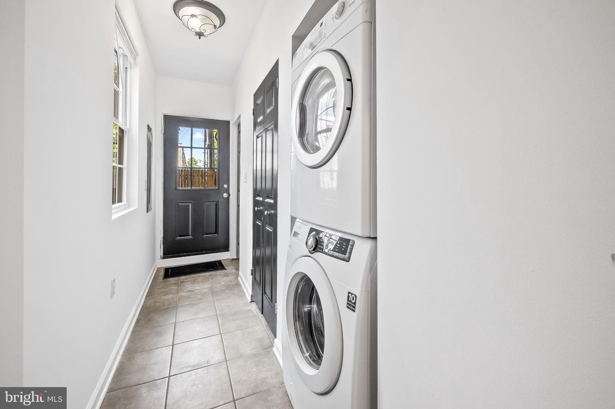 PATTERSON PARK - Residential Lease