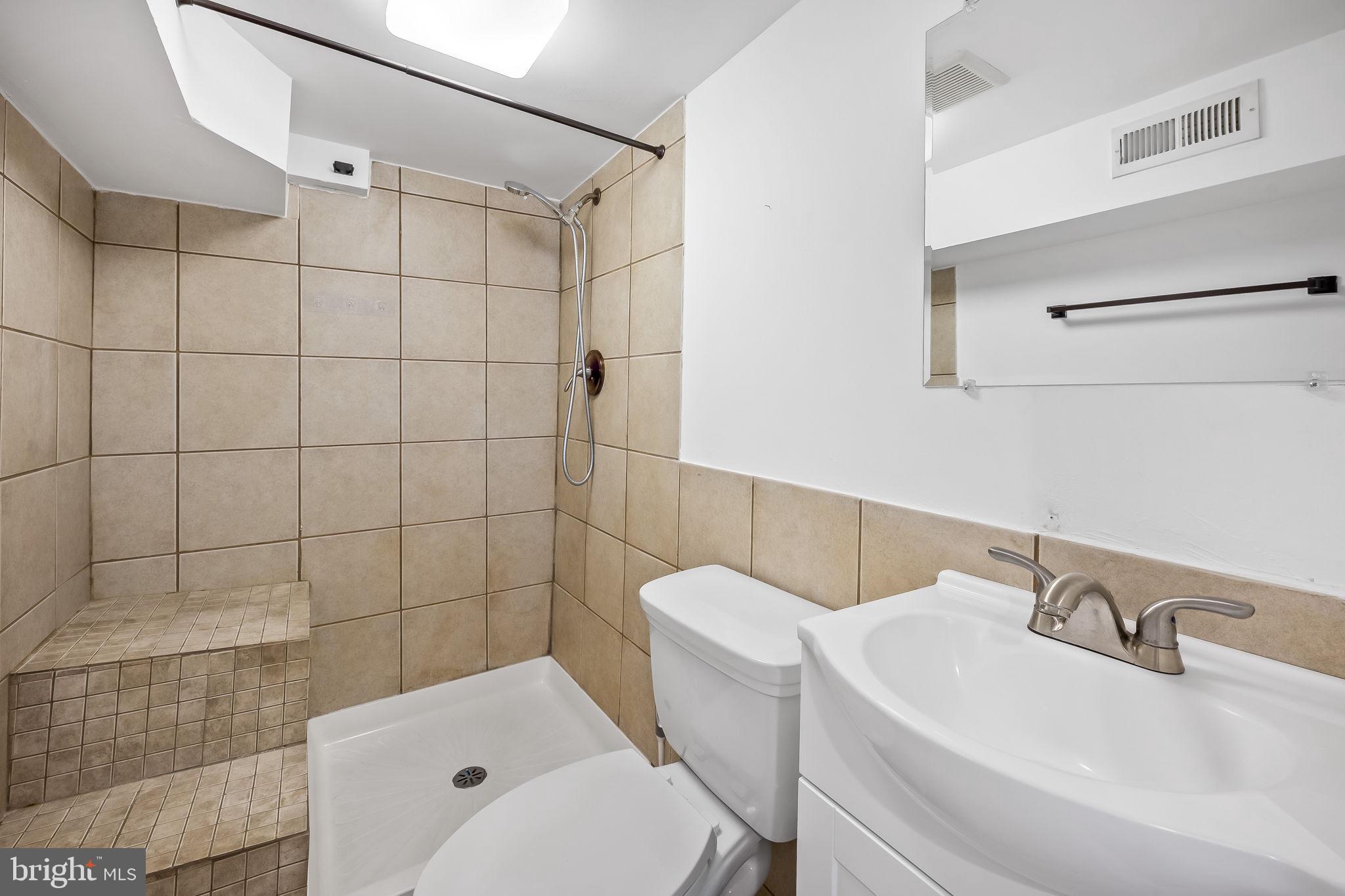 PATTERSON PARK - Residential Lease