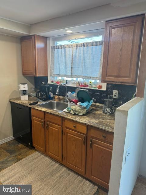 ACADEMY GARDENS - Residential