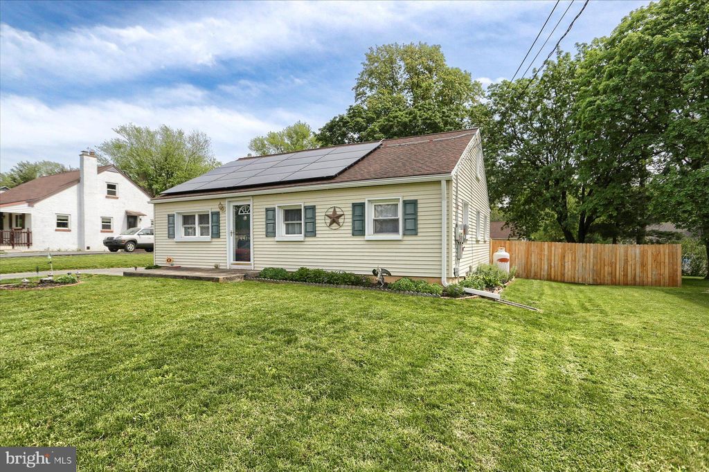 Photo of 4414 Chinchilla Avenue, MOUNT JOY, PA 17552 (MLS # PALA2069840)