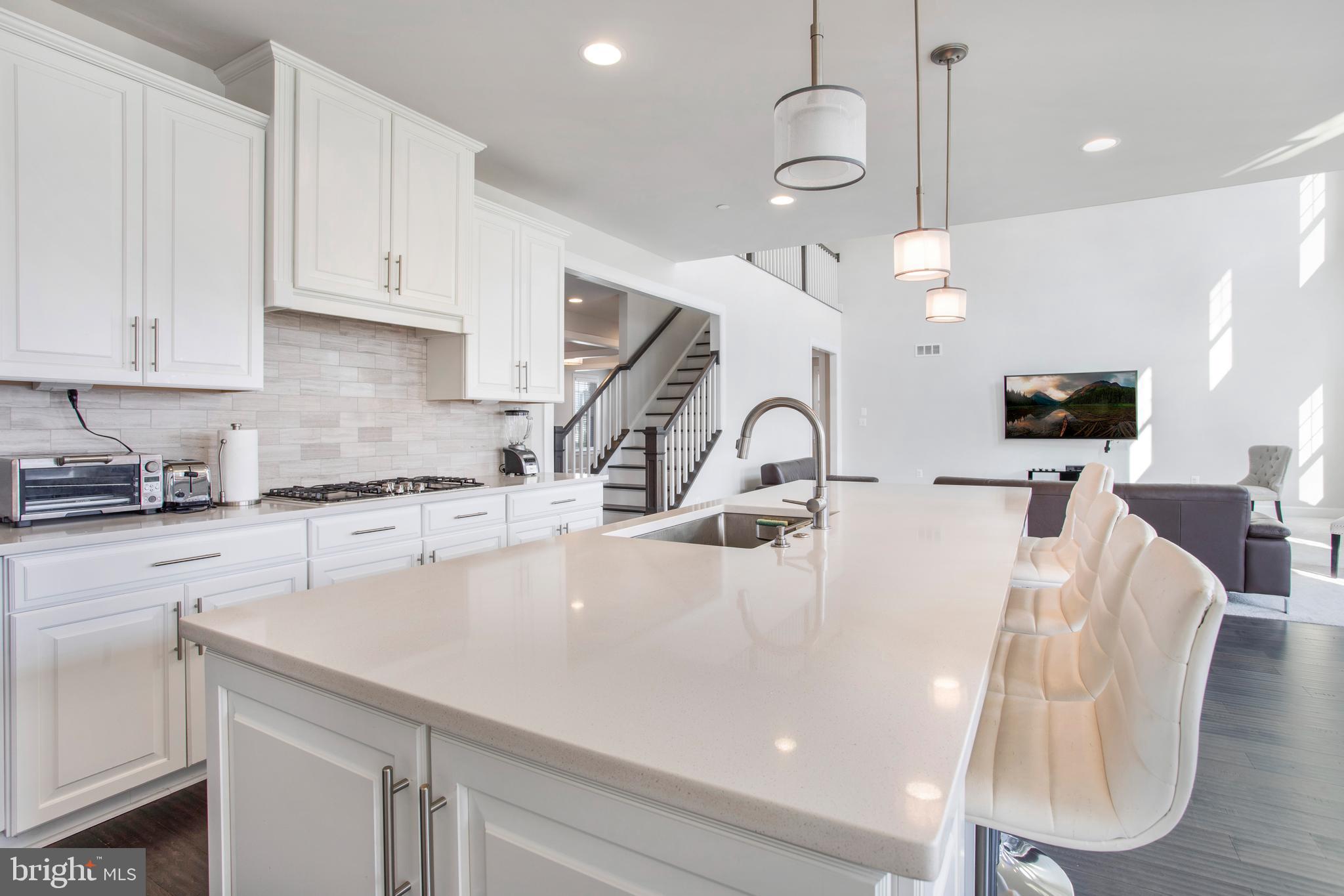 MAPLE LAWN SOUTH - Residential