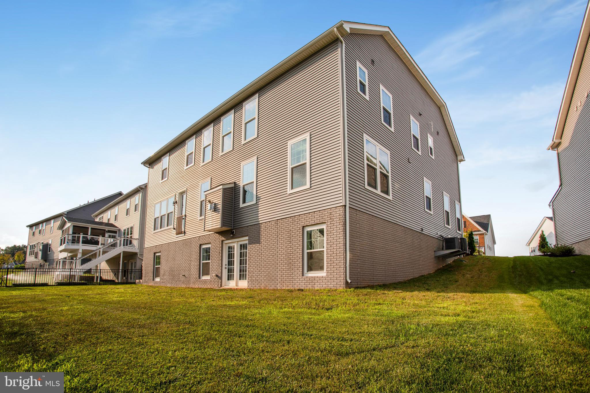 MAPLE LAWN SOUTH - Residential