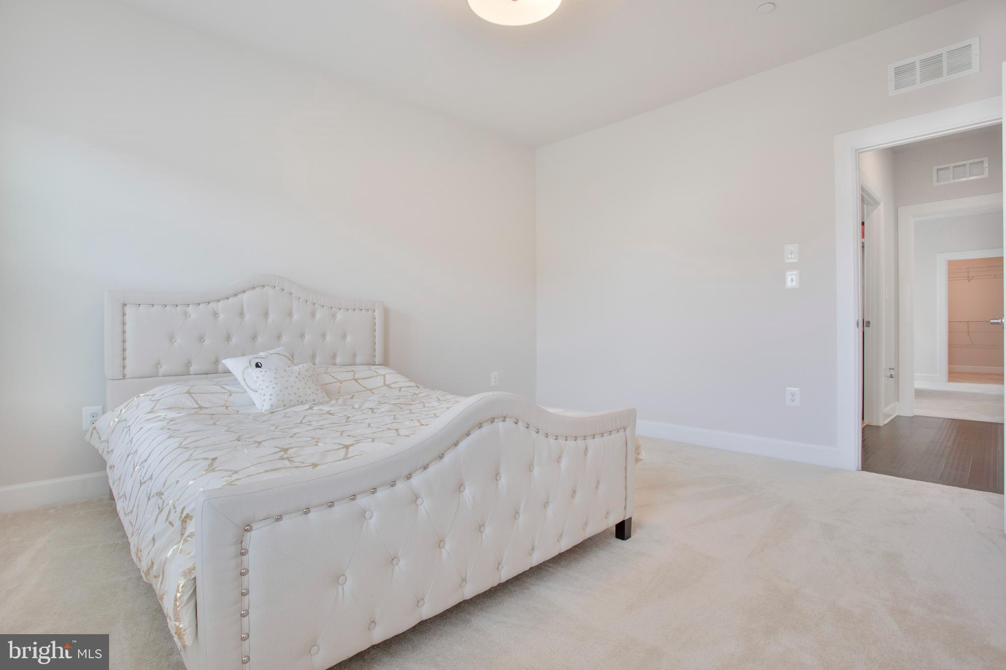 MAPLE LAWN SOUTH - Residential