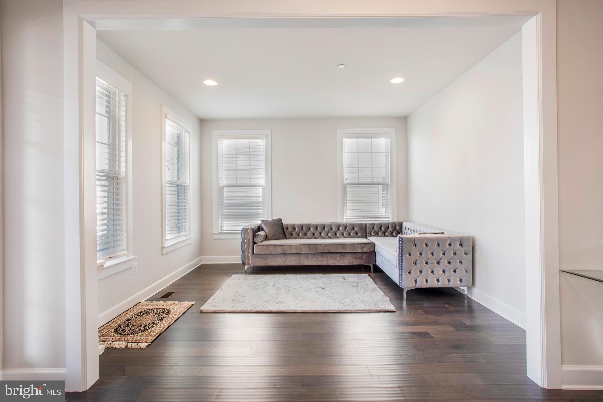 MAPLE LAWN SOUTH - Residential