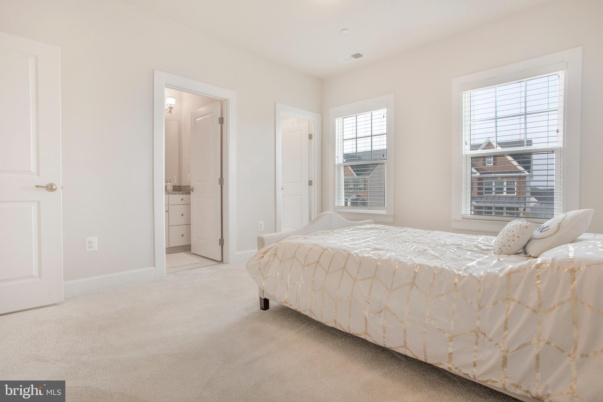 MAPLE LAWN SOUTH - Residential