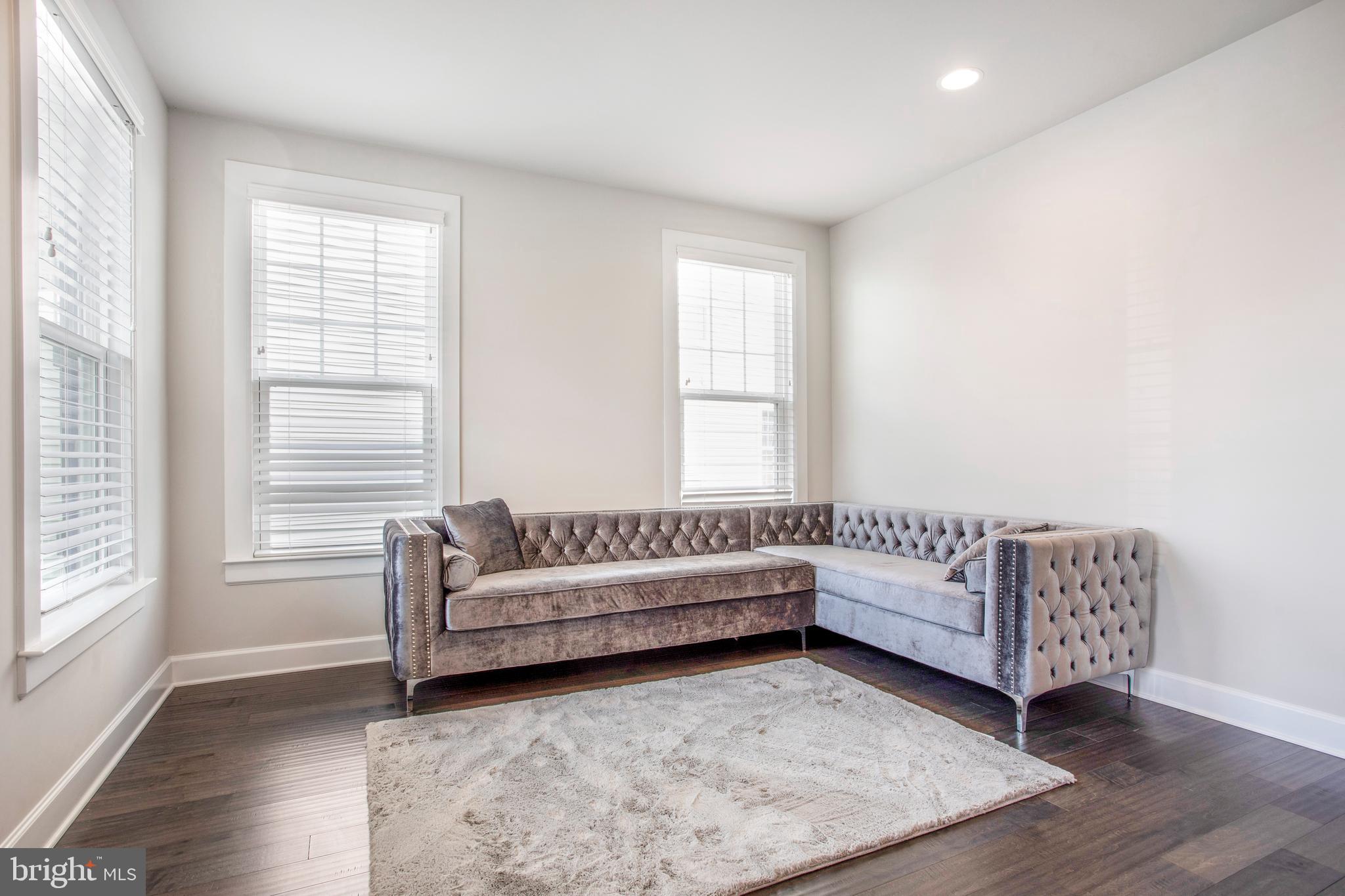 MAPLE LAWN SOUTH - Residential