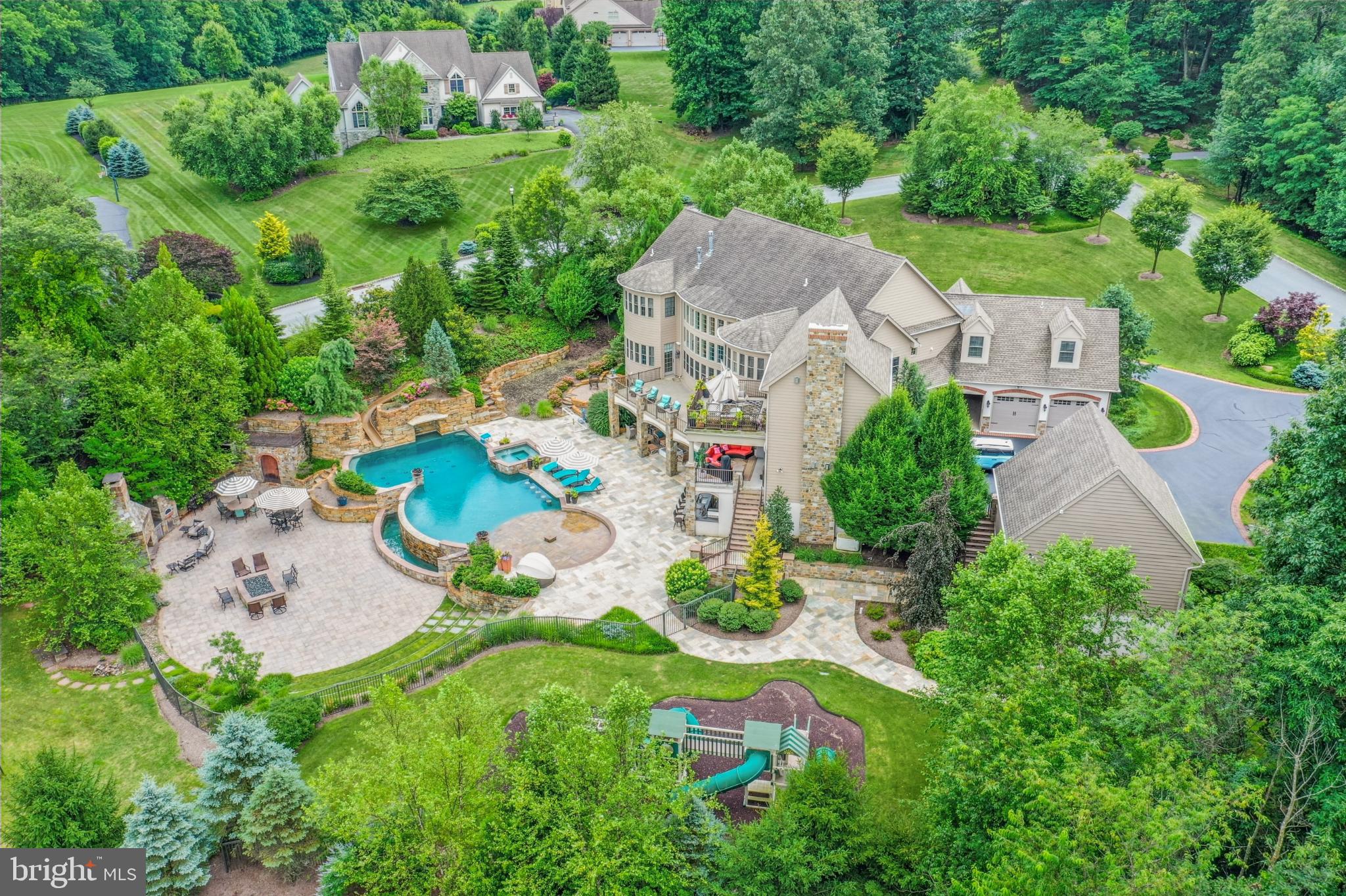 STONEHILL - Residential