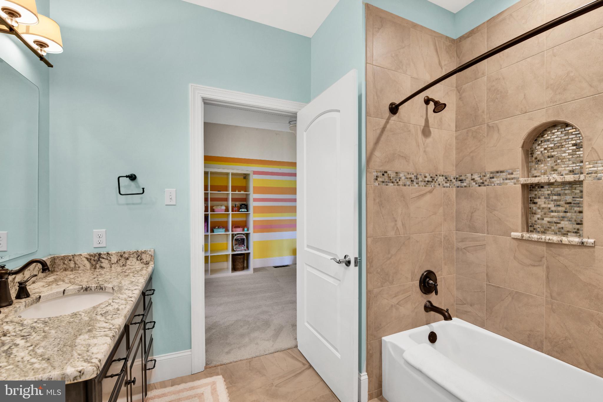 STONEHILL - Residential