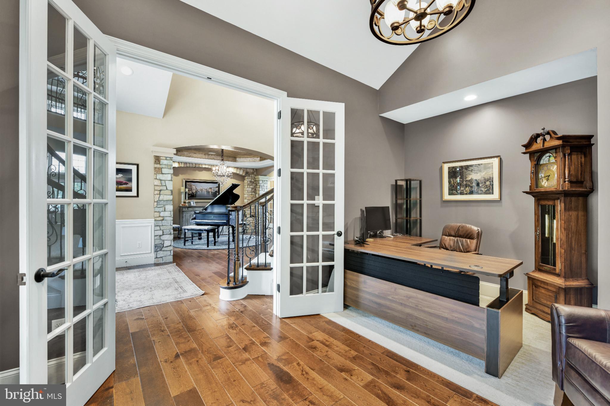 STONEHILL - Residential