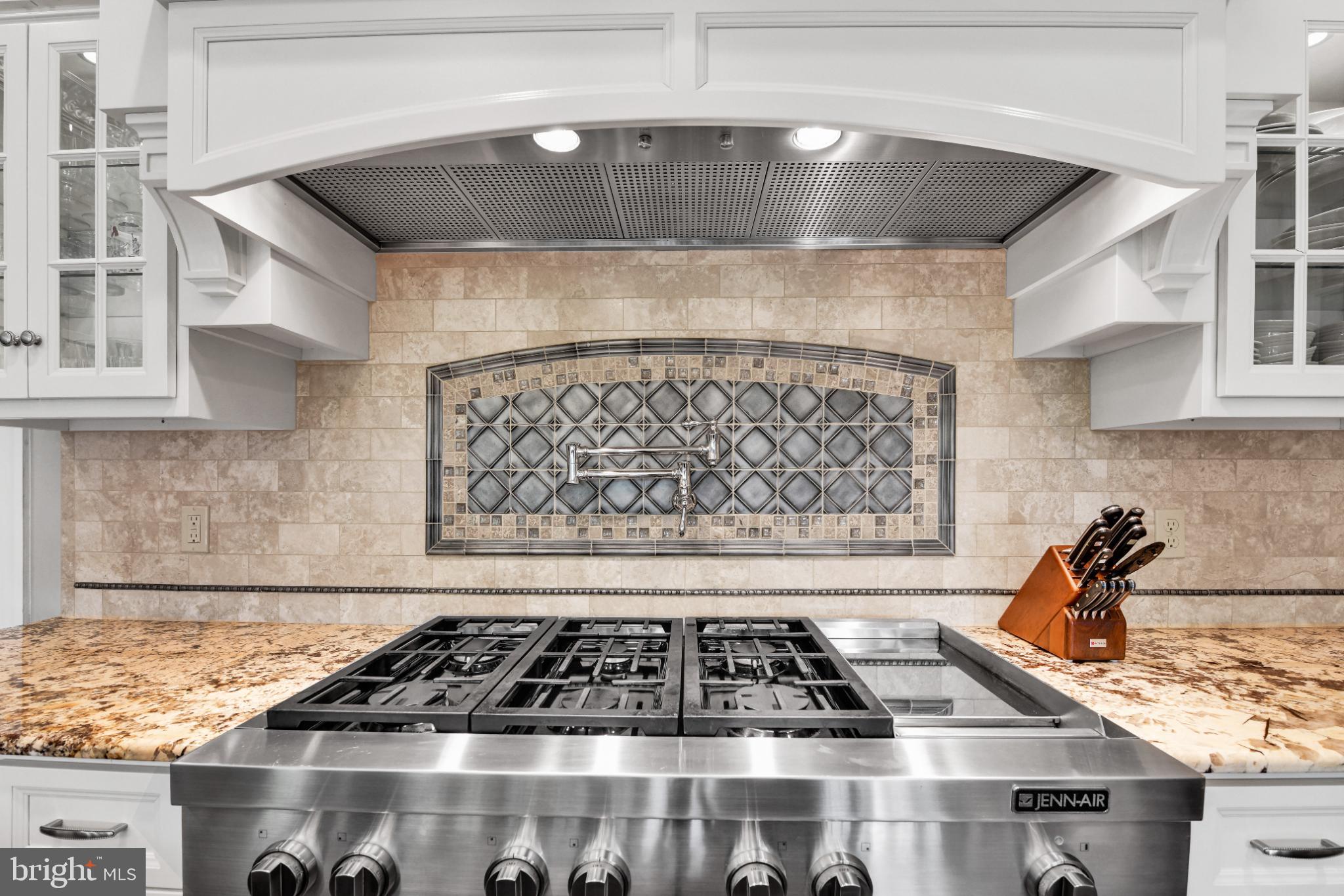 STONEHILL - Residential