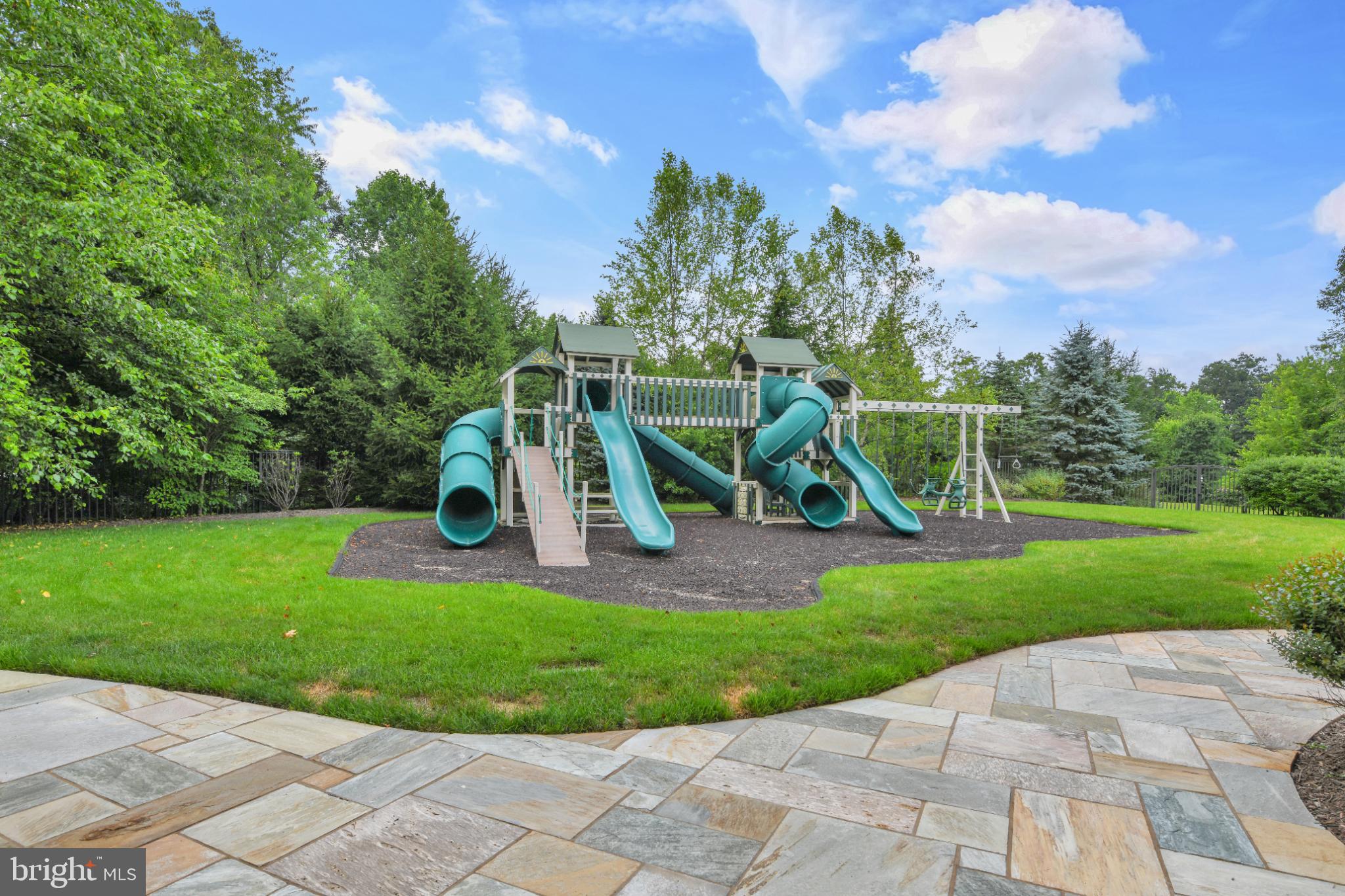 STONEHILL - Residential