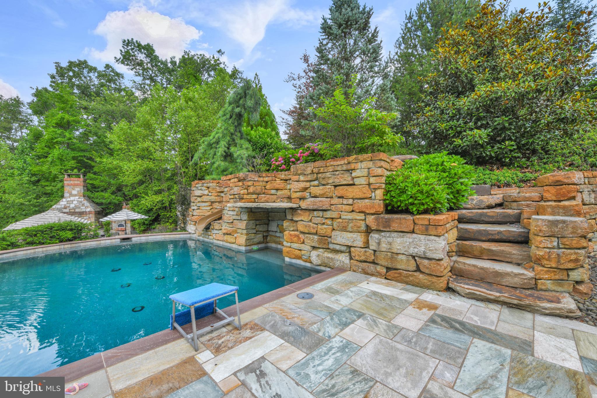 STONEHILL - Residential