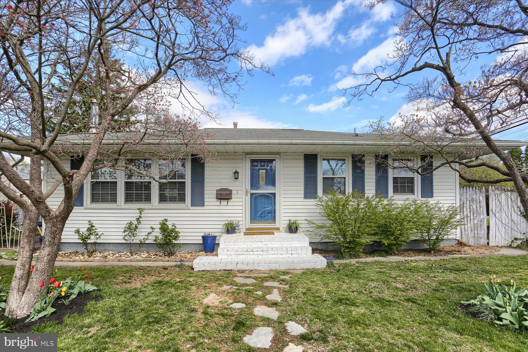 30 N CHESTNUT STREET