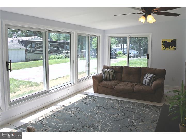 HILLSIDE VIL - Residential