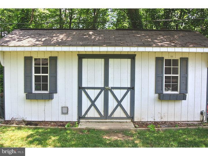 HILLSIDE VIL - Residential