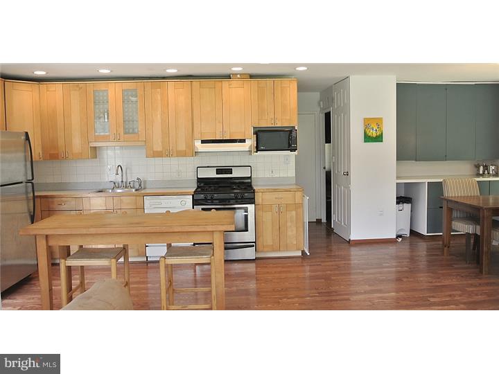 HILLSIDE VIL - Residential