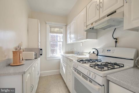 236 FARRAGUT STREET NW H-203 WASHINGTON DC 20011