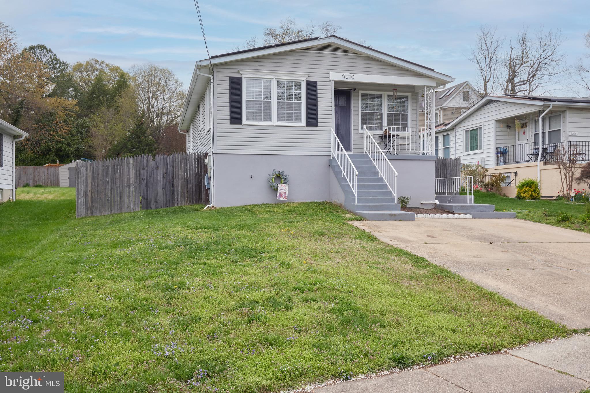 HOLLYWOOD - Residential