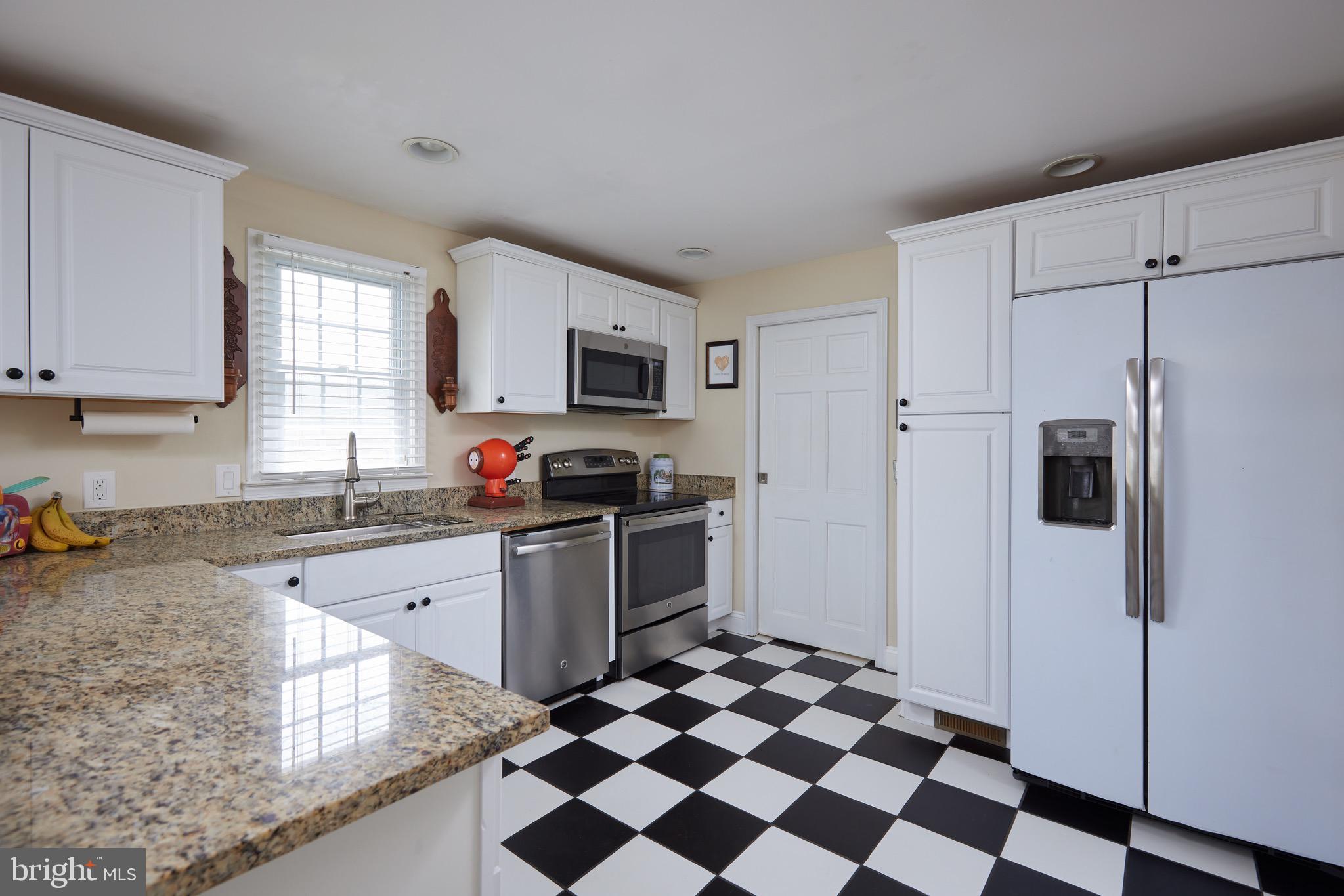 HOLLYWOOD - Residential