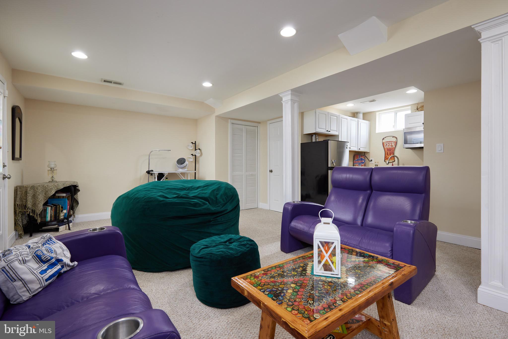 HOLLYWOOD - Residential