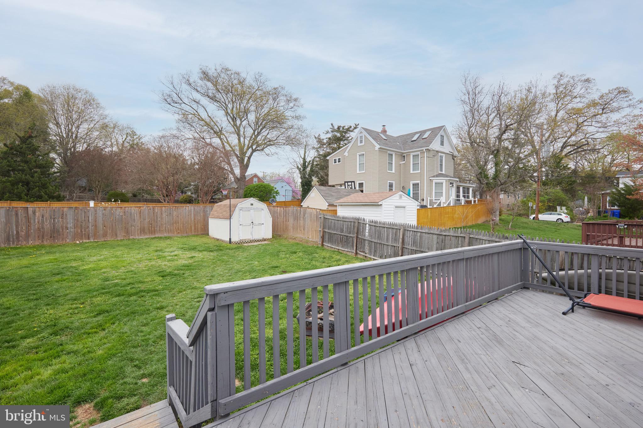 HOLLYWOOD - Residential