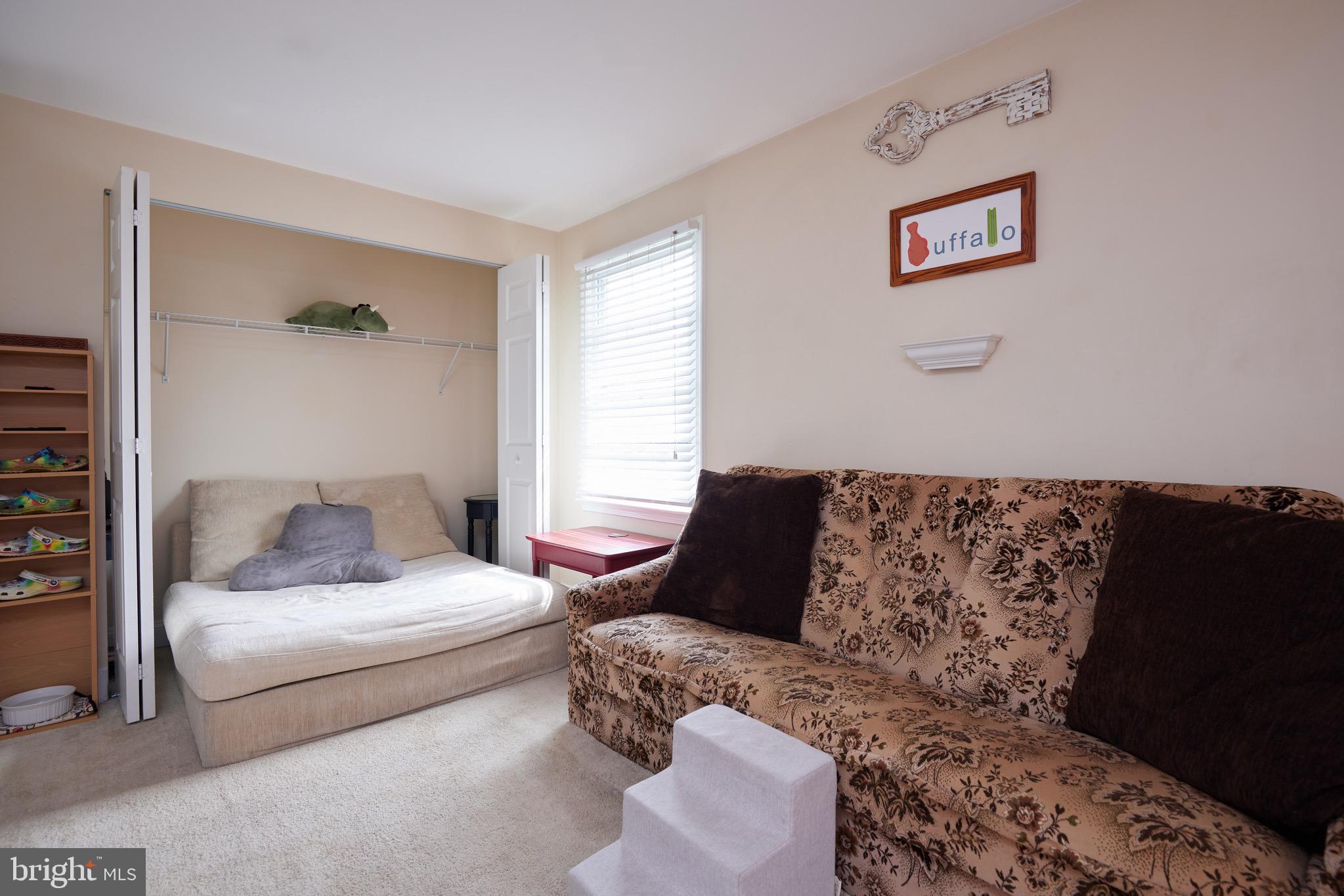 HOLLYWOOD - Residential