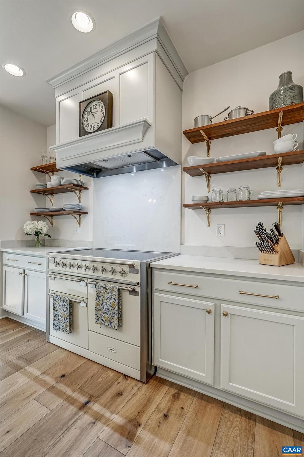 OLD TRAIL - Residential