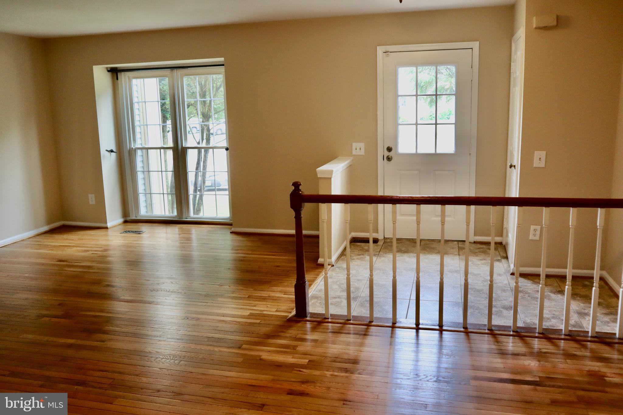 SNOWDENS MILL - Residential Lease