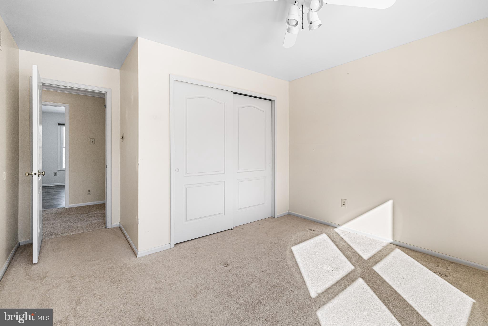 HAMPTON CHASE - Residential