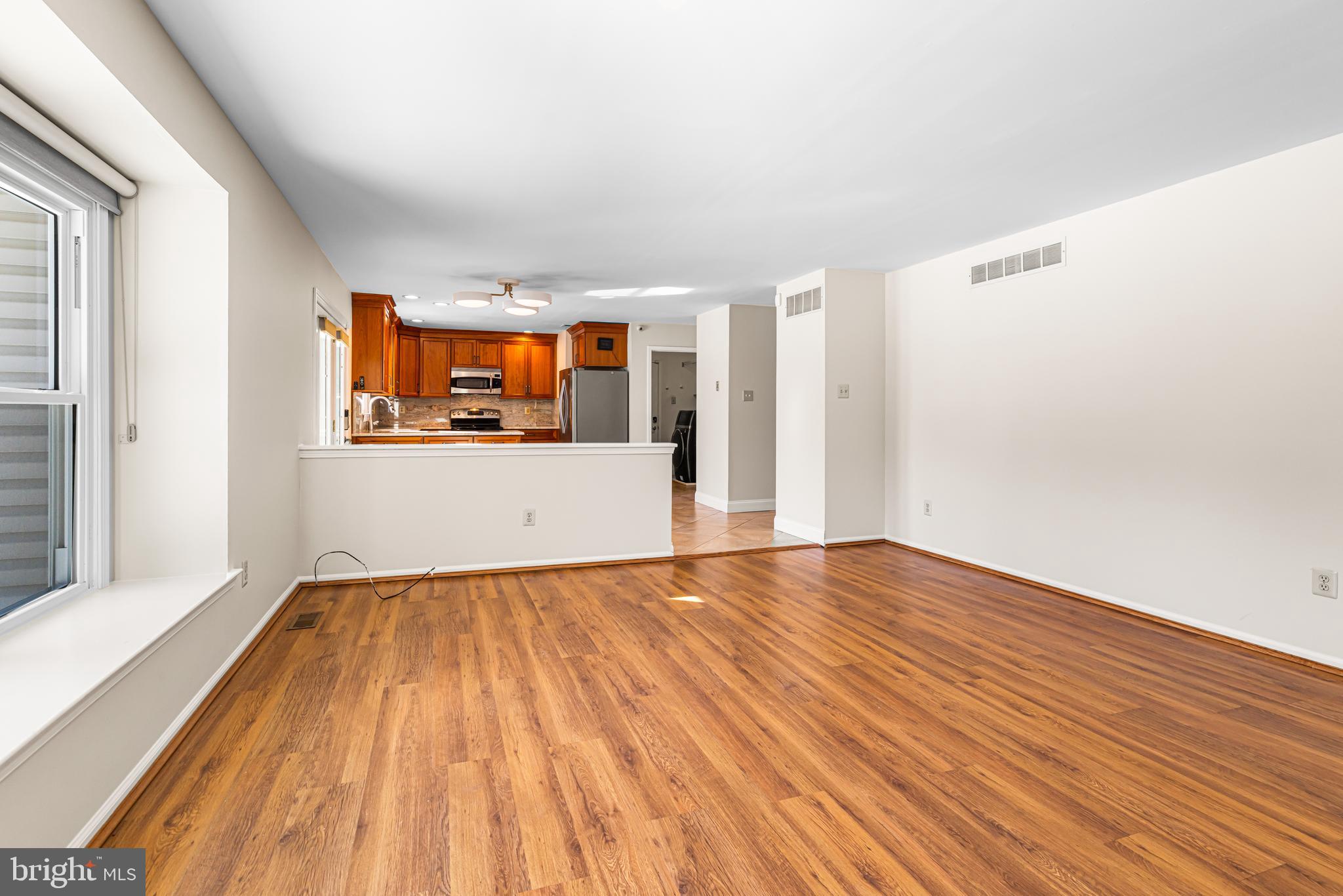 HAMPTON CHASE - Residential