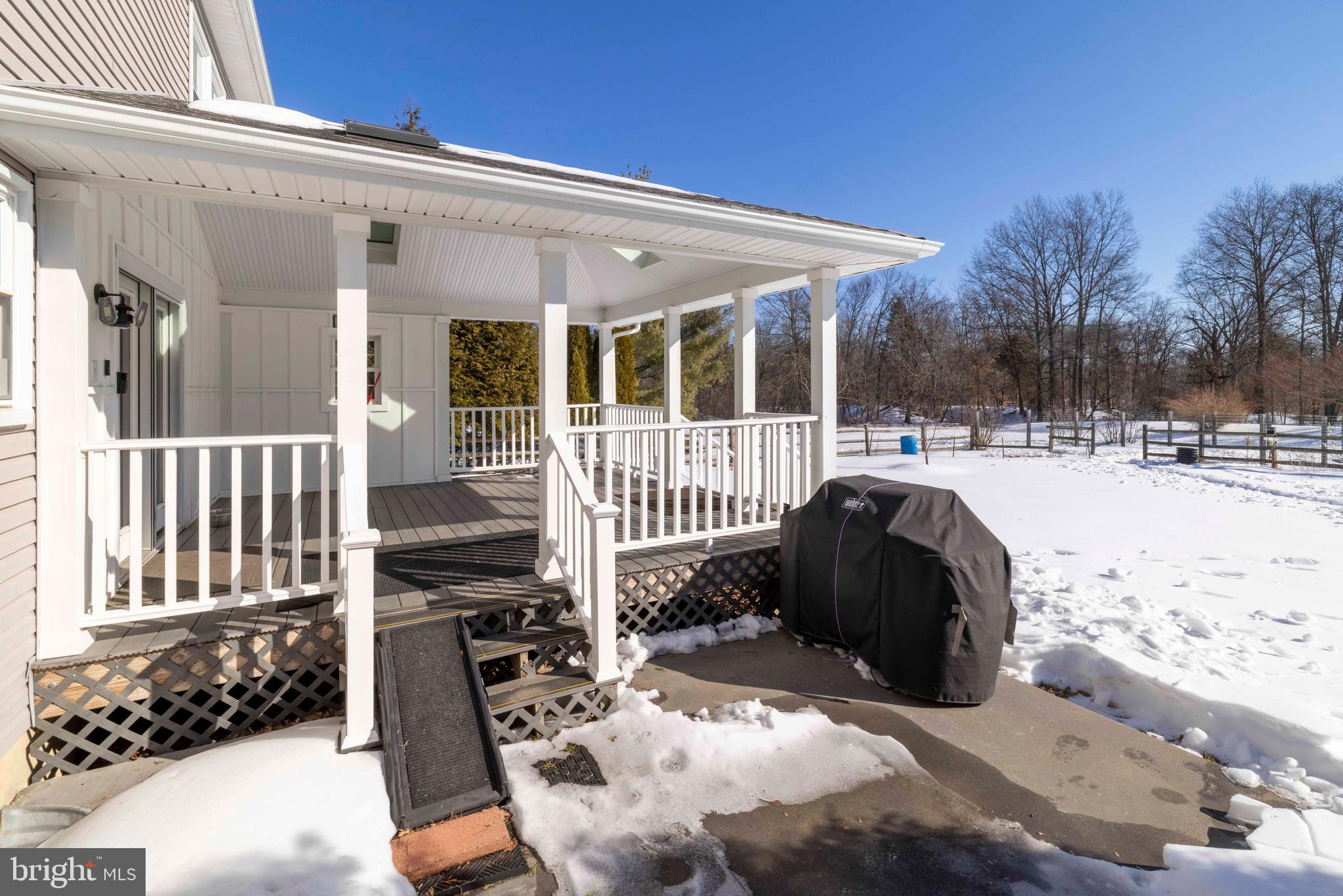 HAMPTON CHASE - Residential