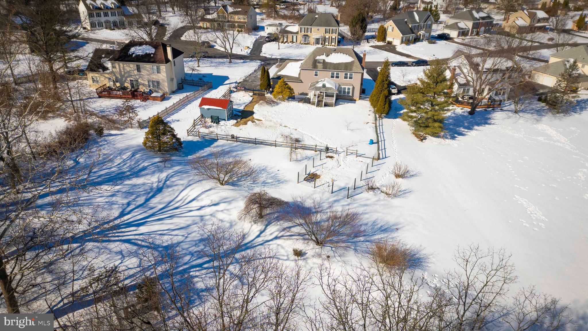 HAMPTON CHASE - Residential