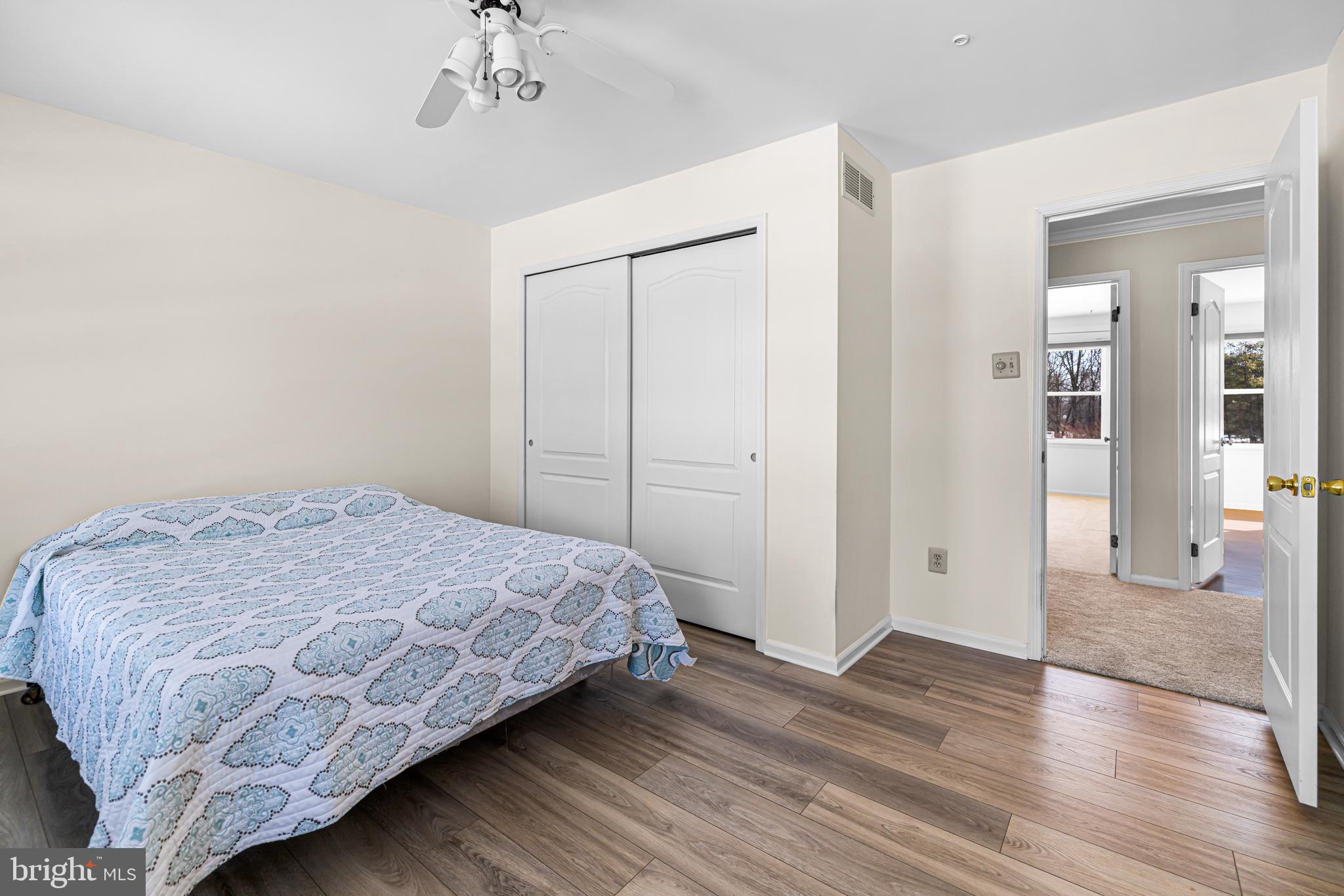 HAMPTON CHASE - Residential