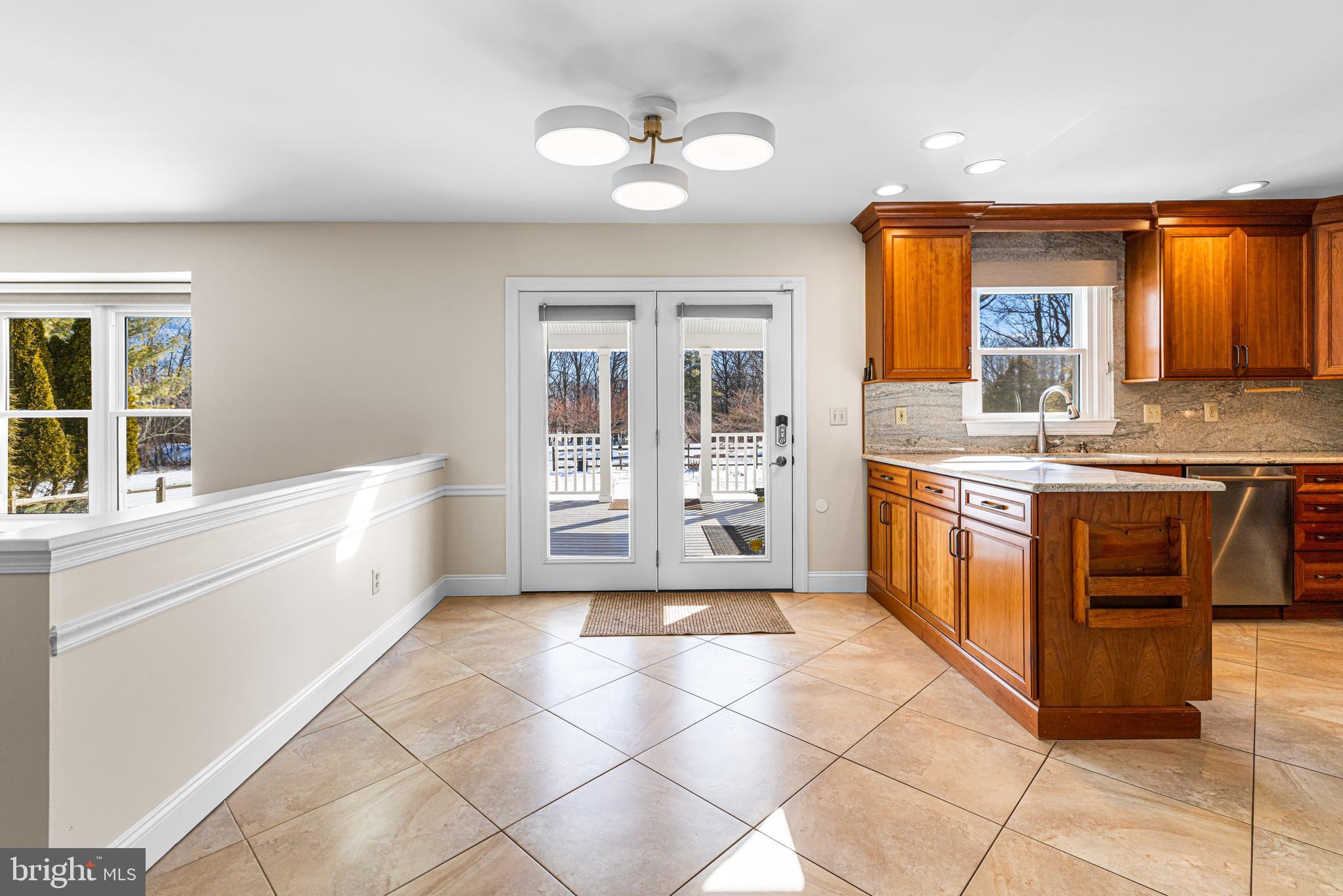 HAMPTON CHASE - Residential