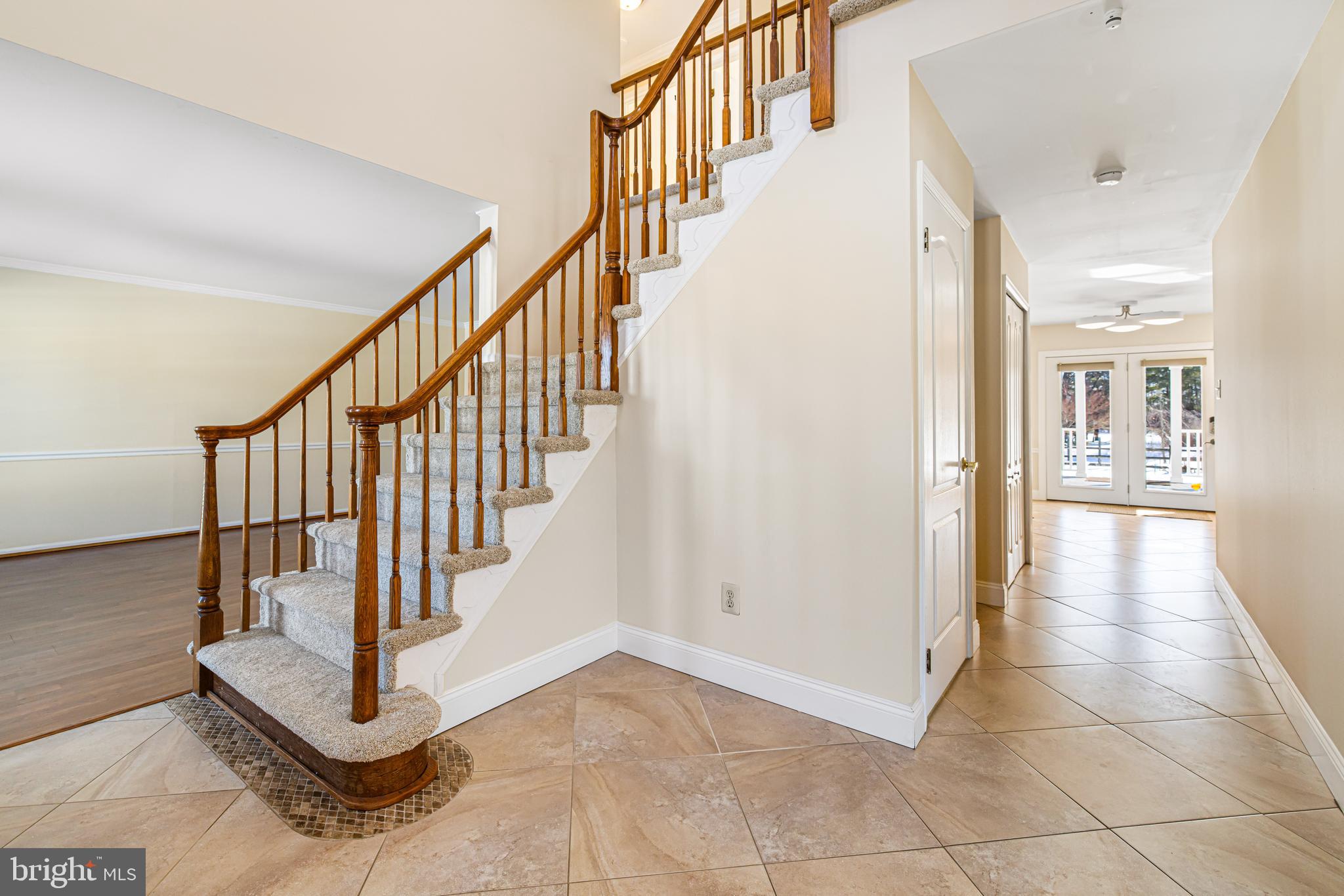 HAMPTON CHASE - Residential