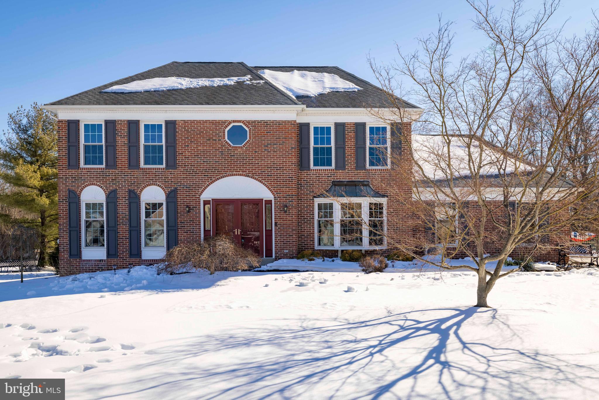 HAMPTON CHASE - Residential