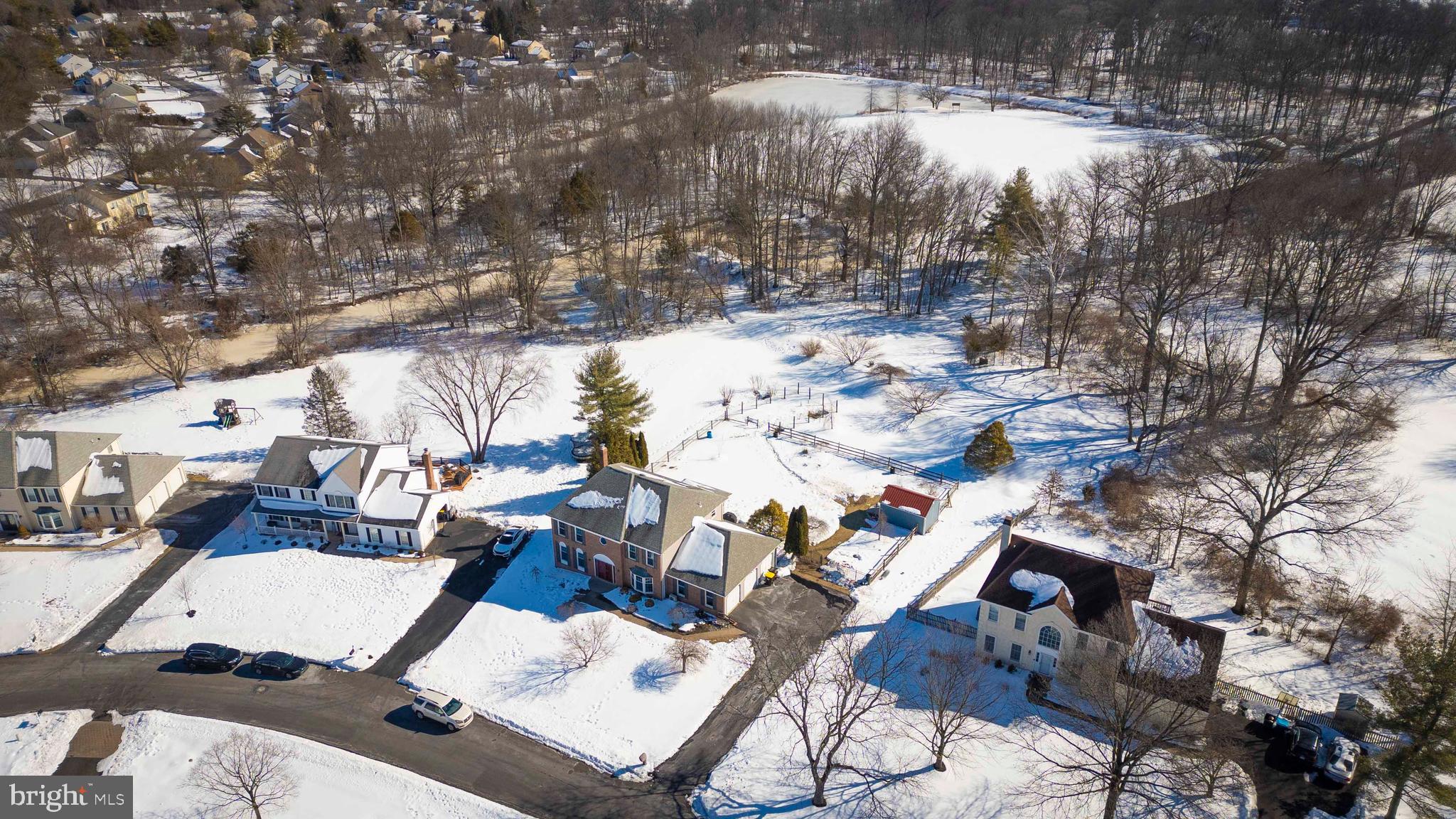 HAMPTON CHASE - Residential