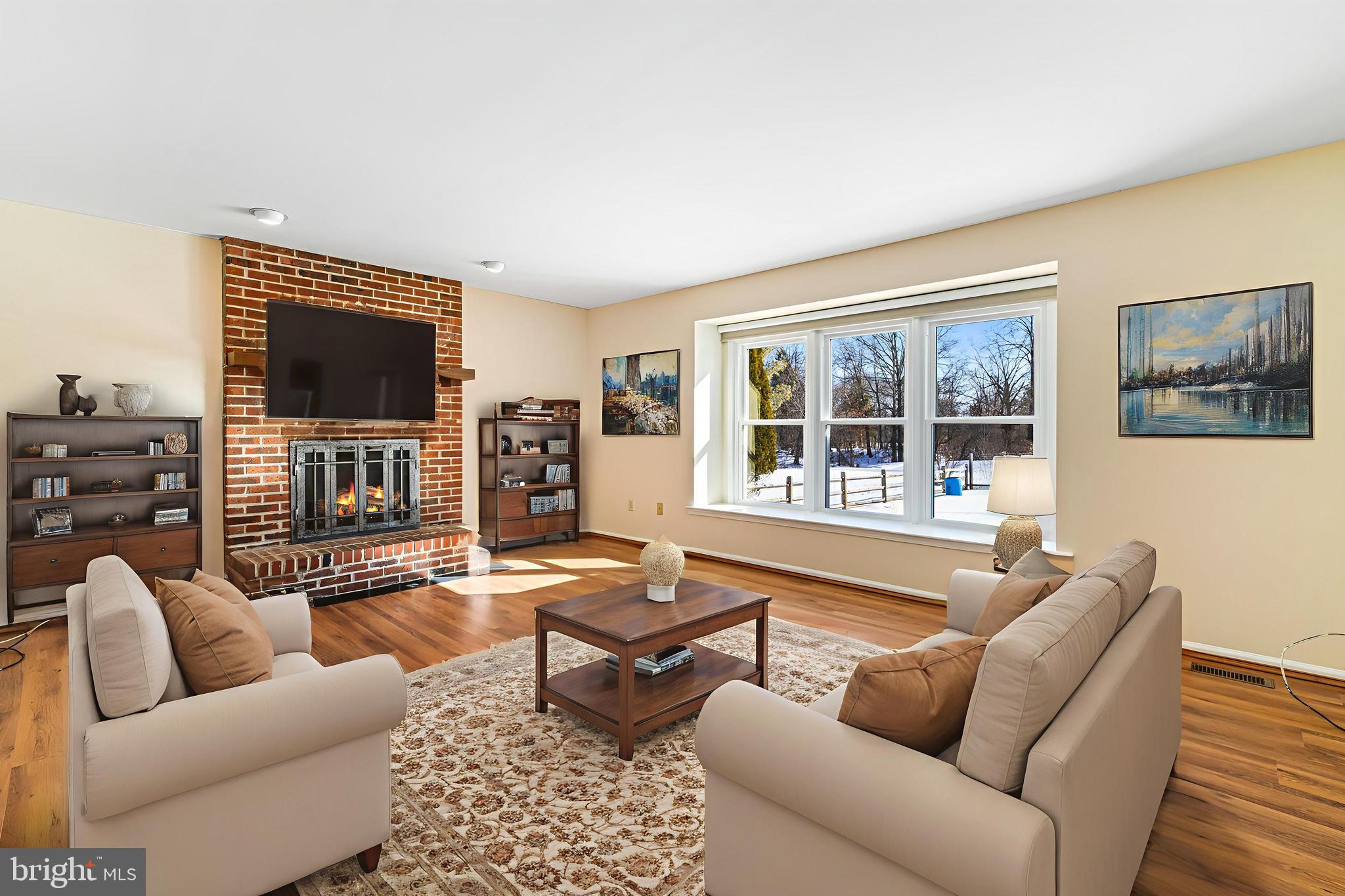 HAMPTON CHASE - Residential